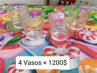 Vasos de cristal, Copas, bellas tasas blancas - Img 66507683