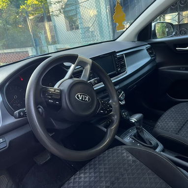 KIA Rio 2019 PRECIO NEGOCIABLE - 5/7