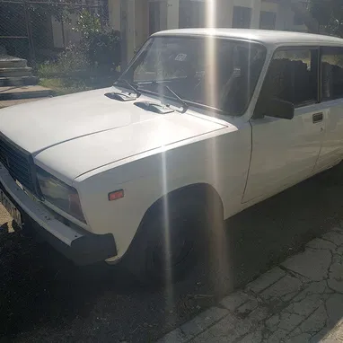 Vendo lada 2107 en buenas condiciones o negocio por moto moderna 250cc - 2/3