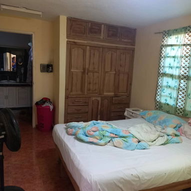 Vendo casa  4km de varadero en el central  humberto alvaresz - 3/10