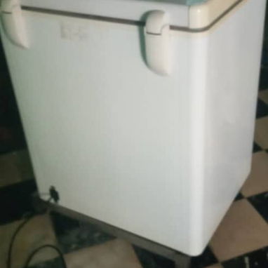 Se vende nevera LG, no enfria, al parecer tiene salidero, la maquina se probo y esta buena... - 4/4