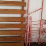 Se vende cama personal sin colchón - Img 55461636