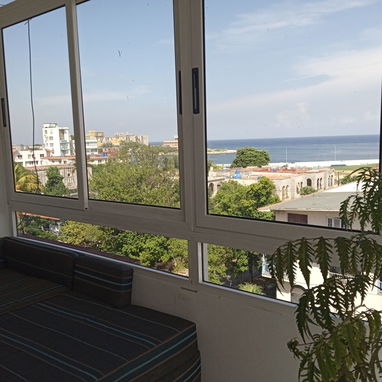 Renta de apartamento independiente vista al mar 1 habitación Vedado - Img 121363304
