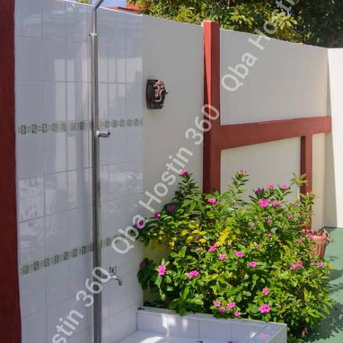 RENTA hostal de 4 habitaciones con Qba Hostin  360 en la bella VARADERO - 8/10