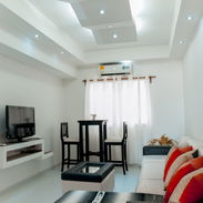 RENTA A EXTRANJEROS DE APTO DE LUJO EN EL VEDADO. 1 HABITACIÓN TIPO SUITE (BAÑO EN LA HABITACIÓN). TFONO: +53 52752578 - Img 51959352