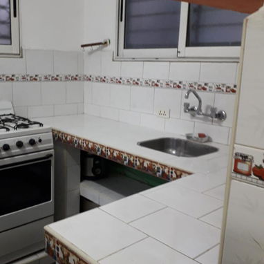 Se alquila para negocio - Img 112252476