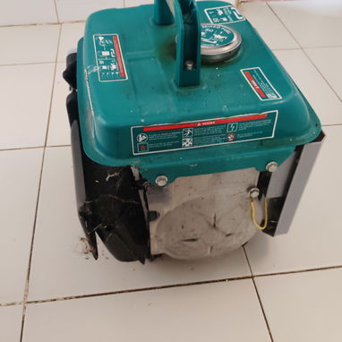 Planta Eléctrica de 980w (De Gasolina) - Img 122837138