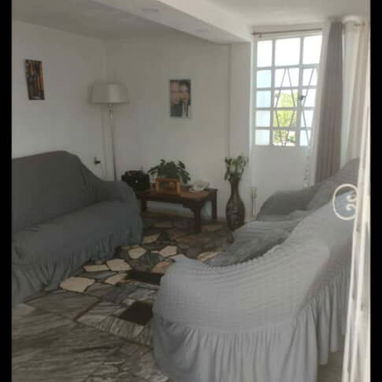 Apartamento 3er piso de 1 cuarto y placa libre - Img 123578522