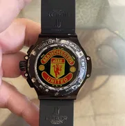 Vendo hublot Manchester united de uso automatico - Img 49310140