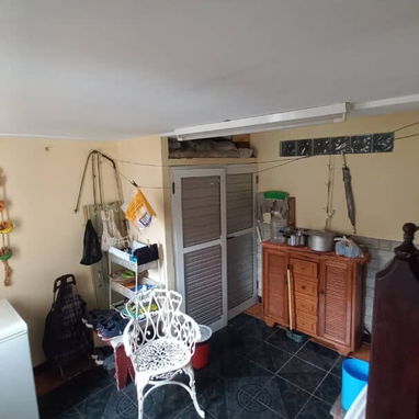 Se vende apartamento 1 er piso en el Vedado en la zona de los números por encima de línea - Img 119318288