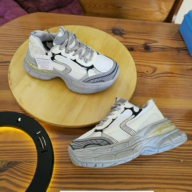 Tenis de mujer y de hombre 16USD HOMBRE Y MUJER - Img 126104174