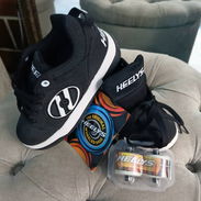 ZAPATILLAS HEELYS VOYAGER INFANTIL con ruedas ) auténticas !!!! - Img 58356328
