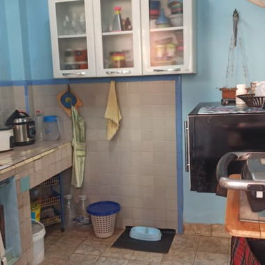 Vivienda 1er piso 3 cuartos placa libre posible parqueo por 70y13 Playa 35mil 53582376 - Img 122504969