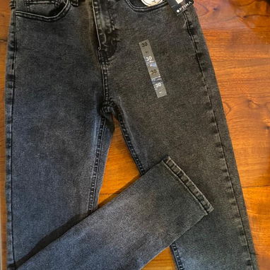 Pantalones nuevos de hombre a buen precio - Img 124287424