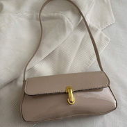 Cartera elegante - Img 55326928