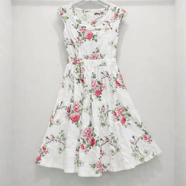 Ropa variada de mujer - 4/10