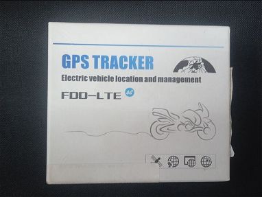 GPS Tracker nuevo en su caja para moto eléctrica - Img main-image