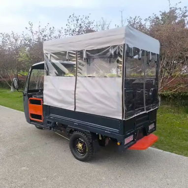 Triciclo T-mas con cabina - 4/5