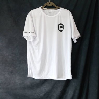 Pullovers Personalizados Blancos y Negros para parejas o negocios - Img 125577667