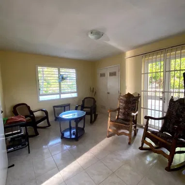 Propiedad Duplex en el reparto residencial Atabey municipio playa - Img 122860602