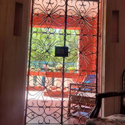 En oferta!! Preciosa casa independiente con 4 cuartos, garaje y patio . Aproveche e invierta!!! - Img 54814510