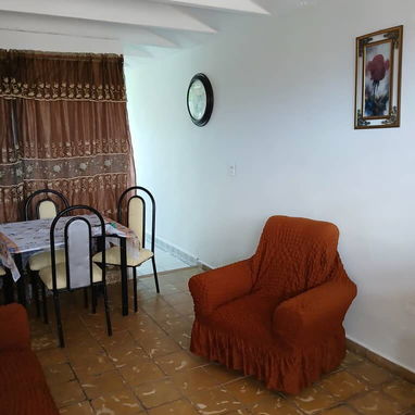Vendo apartamento en micro x ,6to piso de 2 cuartos,en 4500 usd con todo adentro - 7/9