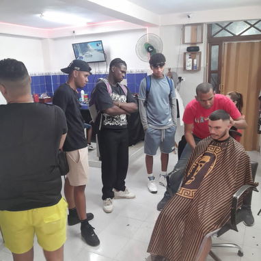 Cursos Presenciales Habana | Certificado Ranles SURL | BarberĂa, Marketing, Masajes... y muchos más - Img 119372053