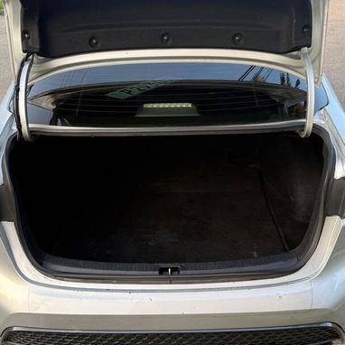 VENDO O NEGOCIO X MENOR- TOYOTA COROLLA SE DEPORTIVO 2020 CON TODOS SUS ACCESORIOS-CHAPA Y CERTIFICO LISTO - 53876152 - Img 125658505
