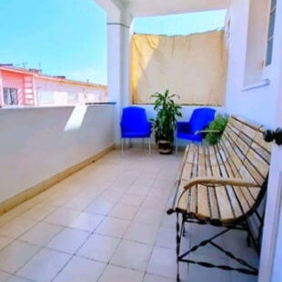Apartamento en el segundo piso,en Edificio Capitalista de 3 apartamentos, remodelado recientemente,en el Vedado - 8/10