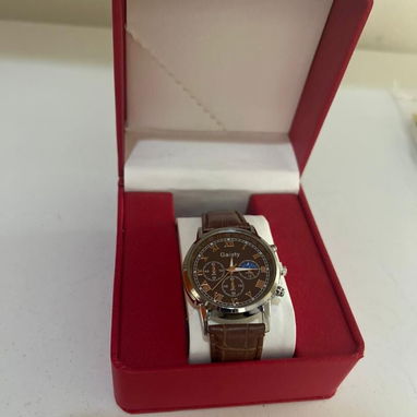 Relojes sencillos a 10 usd - Img 117556456