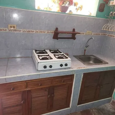 Venta de casa puerta de calle en el Reparto Rocafort - Img 121409354