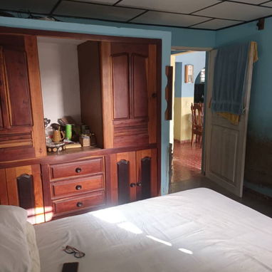 Se Vende Casa Independiente de 5 Cuartos Climatizados en Cienaga de Zapata, Matanzas - Img 125886452
