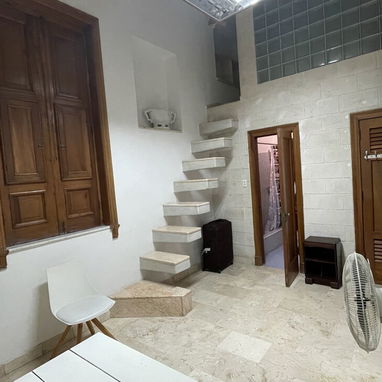 CASA INDEPENDIENTE EN EL VEDADO - Img 119655376