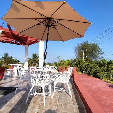 🏡 Casa en Renta con Piscina – ¡A SOLO 80 m de la Playa! 🌊 - 6/10
