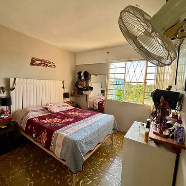 LLEGAR Y VIVIR EN VÍBORA PARK POR 11500! APARTAMENTO DE 2 CUARTOS CASI TOTALMENTE AMUEBLADO Y EQUIPADO !!! - 2/5