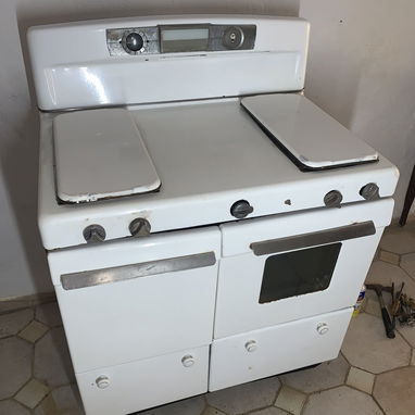 Cosina vintage Original de los 50 , producto en excelente estado y entrega rápida y confiable - Img 118199881
