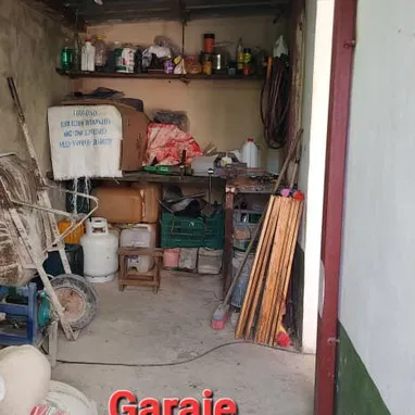 🏠 *¡TRIPLE PROPIEDAD EN VENTA!* 🏠 *3 escrituras independientes | 3 plantas + garaje* Marianao*   *A 7 cuadras del Hosp - 8/10
