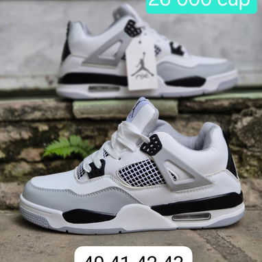 Tenis Jordan 4, New Balance, Asics y Adidas Samba - 3/10