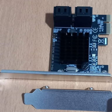 Tarjeta de expansión PCIe con 4 puertos SATA 3.0 - Img 114598300