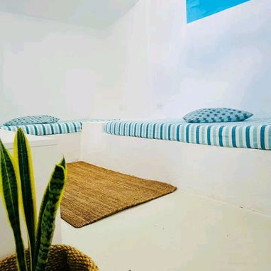 Cod.Z  🌊 Disponible Casa  de lujo en Santa Fe . Piscina privada + Panel solar ✨🌊.Capacidad para 4 personas. - Img 115731295