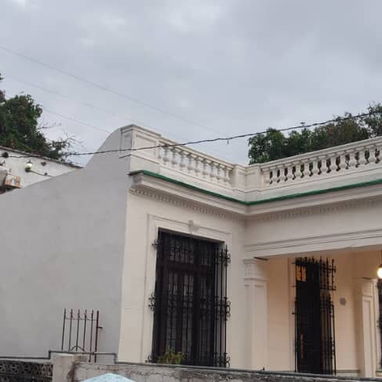 Se alquila casa en planta alta en la víbora - Img 119846710