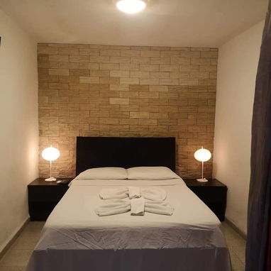 80 mil hostal habana vieja 4 ctos 4 baños - Img 126102603
