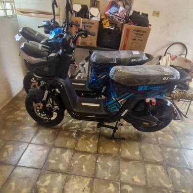 Motos de gasolina y bicimotos y triciclo - 5/9