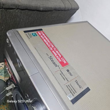 Lavadora secadora al vapor marca LG de 12.7 kg nueva en caja - 2/2