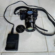 cámara Reflex Fujifilm X-T10 + objetivo Fujinon 18-55mm, 630 USD o equivalente, Vedado - Img 56618611