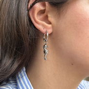 Aretes acero inoxidable plateados verano caballito de mar - Img 55650005