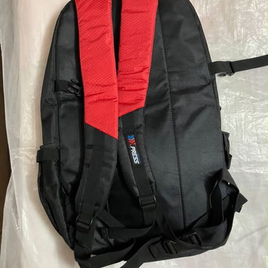 En Venta mochila nueva. Es de las grandes 20 mil - 2/2
