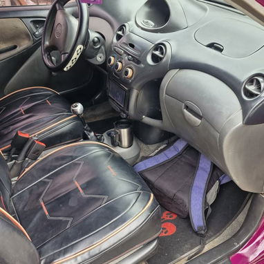Toyota Yaris - 5/7