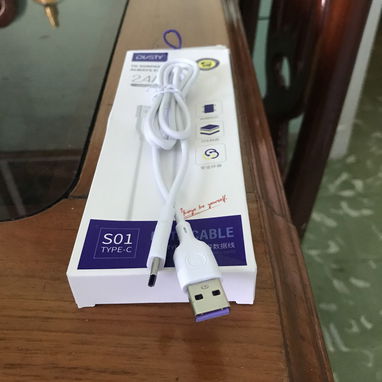 Tengo cables de carga para todos los modelos de móviles - Img 65765606