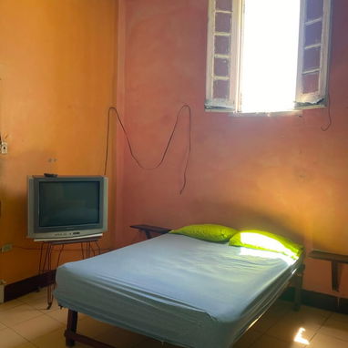 CASA EN 3ER PISO EN CENTRO HABANA - 7/10